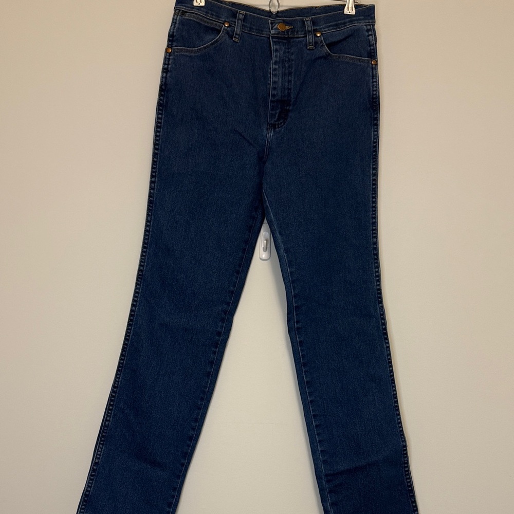 Wrangler Men's Deep Blue Straight Jeans